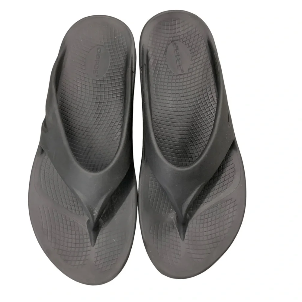 OOFOS Men’s Black Recovery Sandals‎ – Size 14 (EU 47)